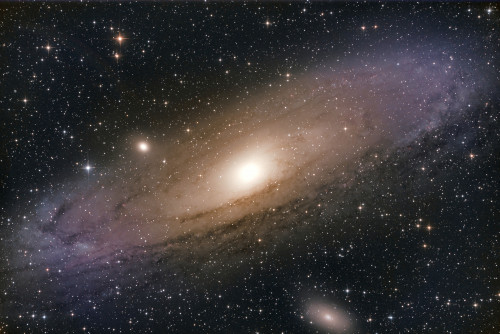 M31_total_lum_red.jpg