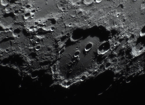 2025-03-08-1946_6-D-UV-Moon_lapl6_ap564_DS_as_gimp.jpg