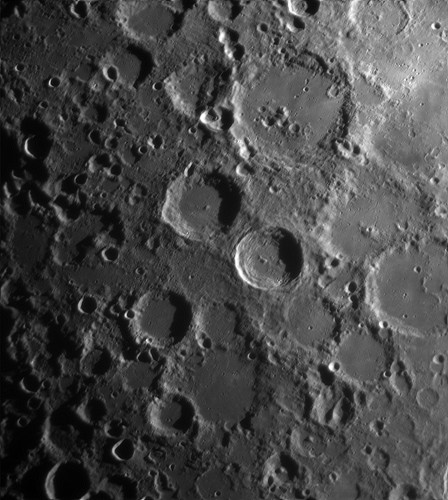 2025-10-13-0137_1-Moon_lapl3_ap123 Dstation 20-160-0,5-0,75.jpg